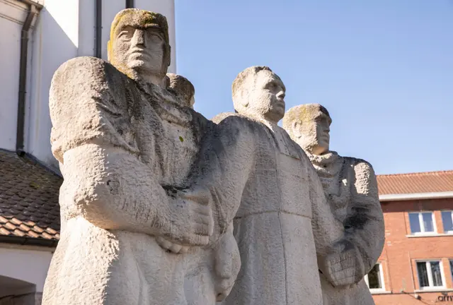 Standbeeld Adolf Daens in Aalst